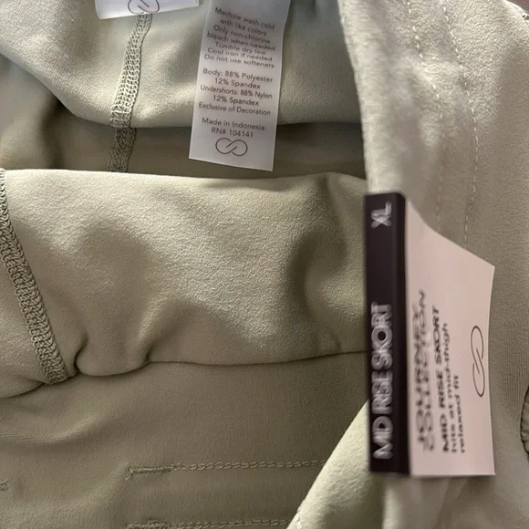 Calia mid rise skort - Picture 4 of 4